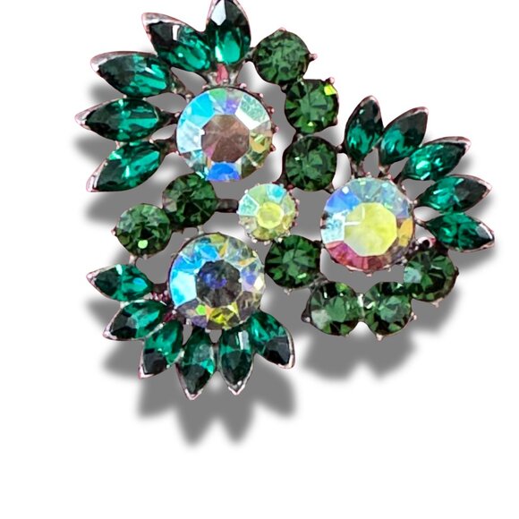 Vintage Green Brooch | UK Aurora Borealis Rhinestone. Crystal Statement Pin - Picture 10 of 12